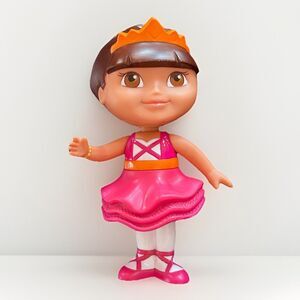 Mattel Fisher Price Dora the Explorer Dancer Ballerina Posable Turning Head 5"